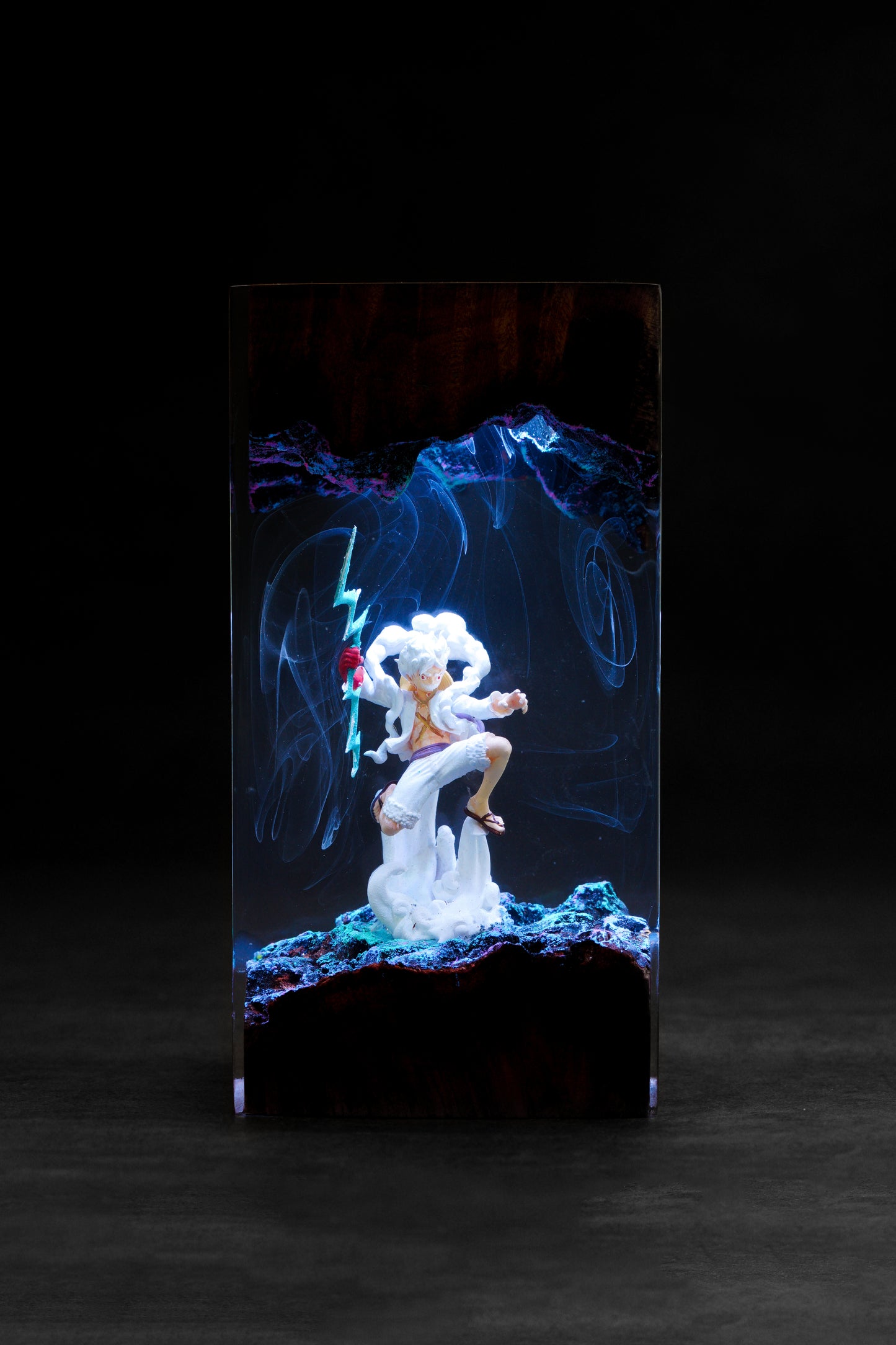 Tranh Đèn Trang Trí Resin Led Anime One Piece Luffy V2