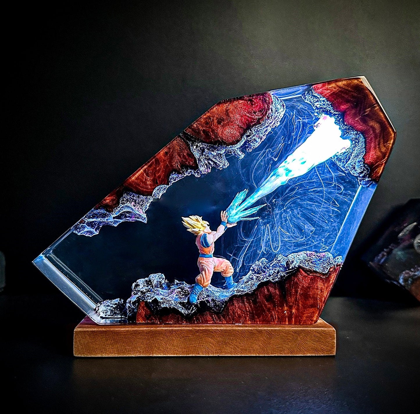 Đèn Trang Trí Resin Led Anime Dragon Ball Son Goku