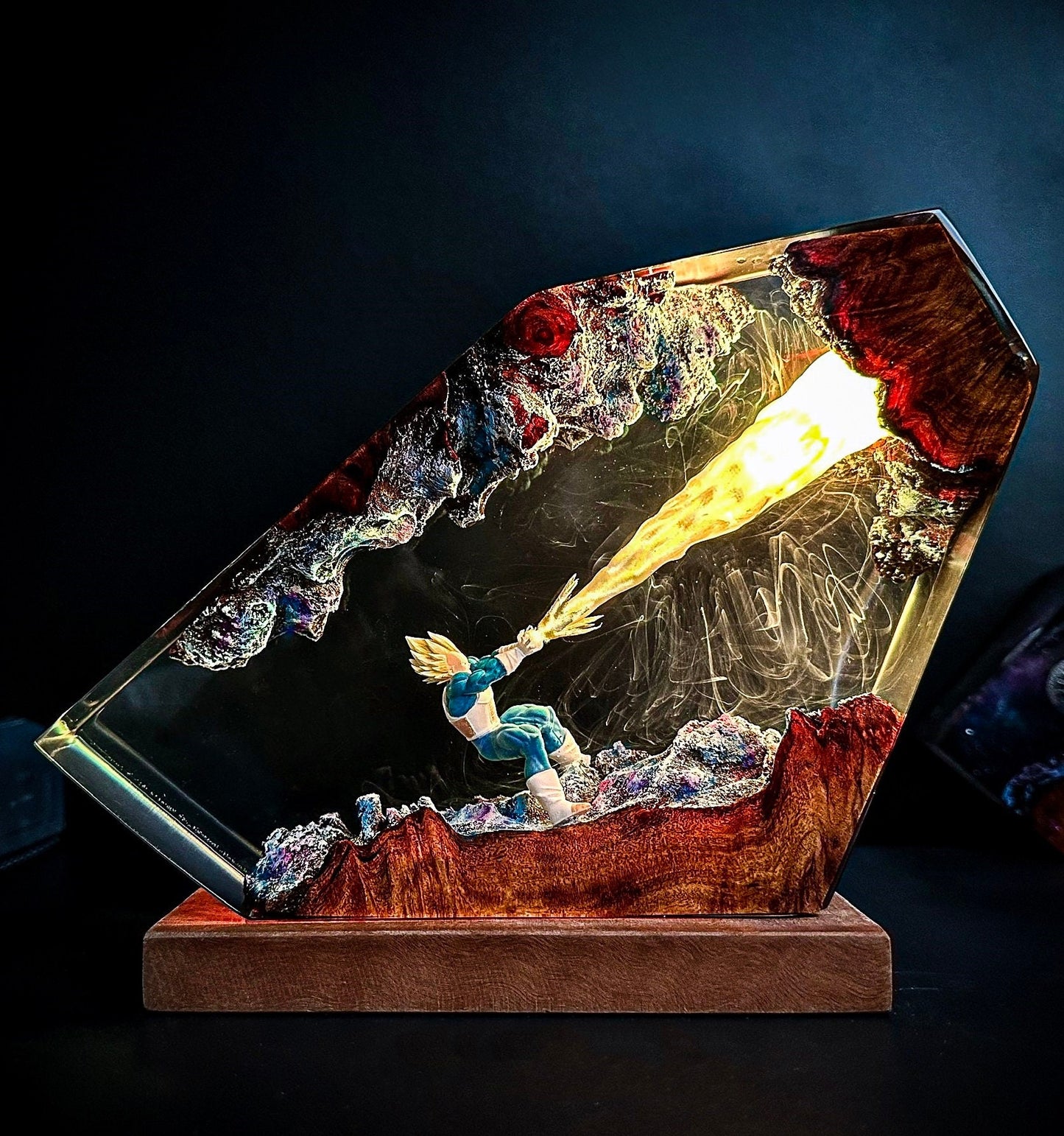 Đèn Trang Trí Resin Led Anime Dragon Ball Son Goku