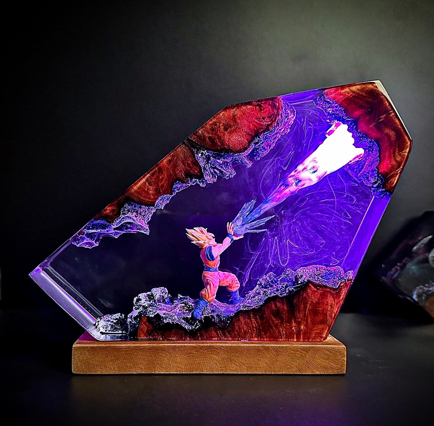 Đèn Trang Trí Resin Led Anime Dragon Ball Son Goku