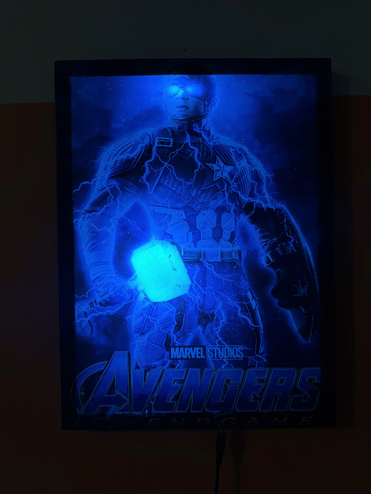TRANH CANVAS LED ĐIỂM CAPTAIN AMERICA 30X40CM