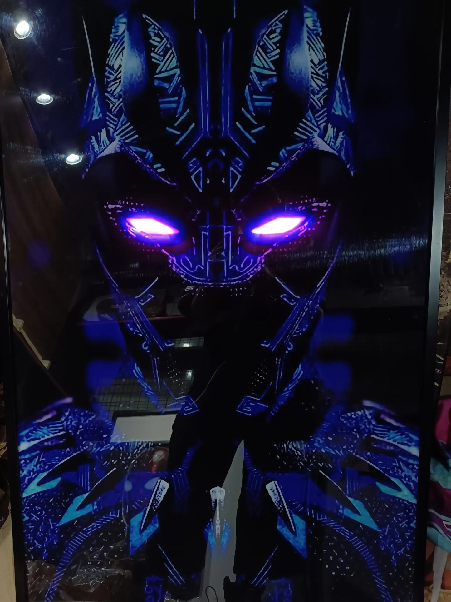 TRANH TRÁNG GƯƠNG LED ĐIỂM BLACK PANTHER 80X120CM