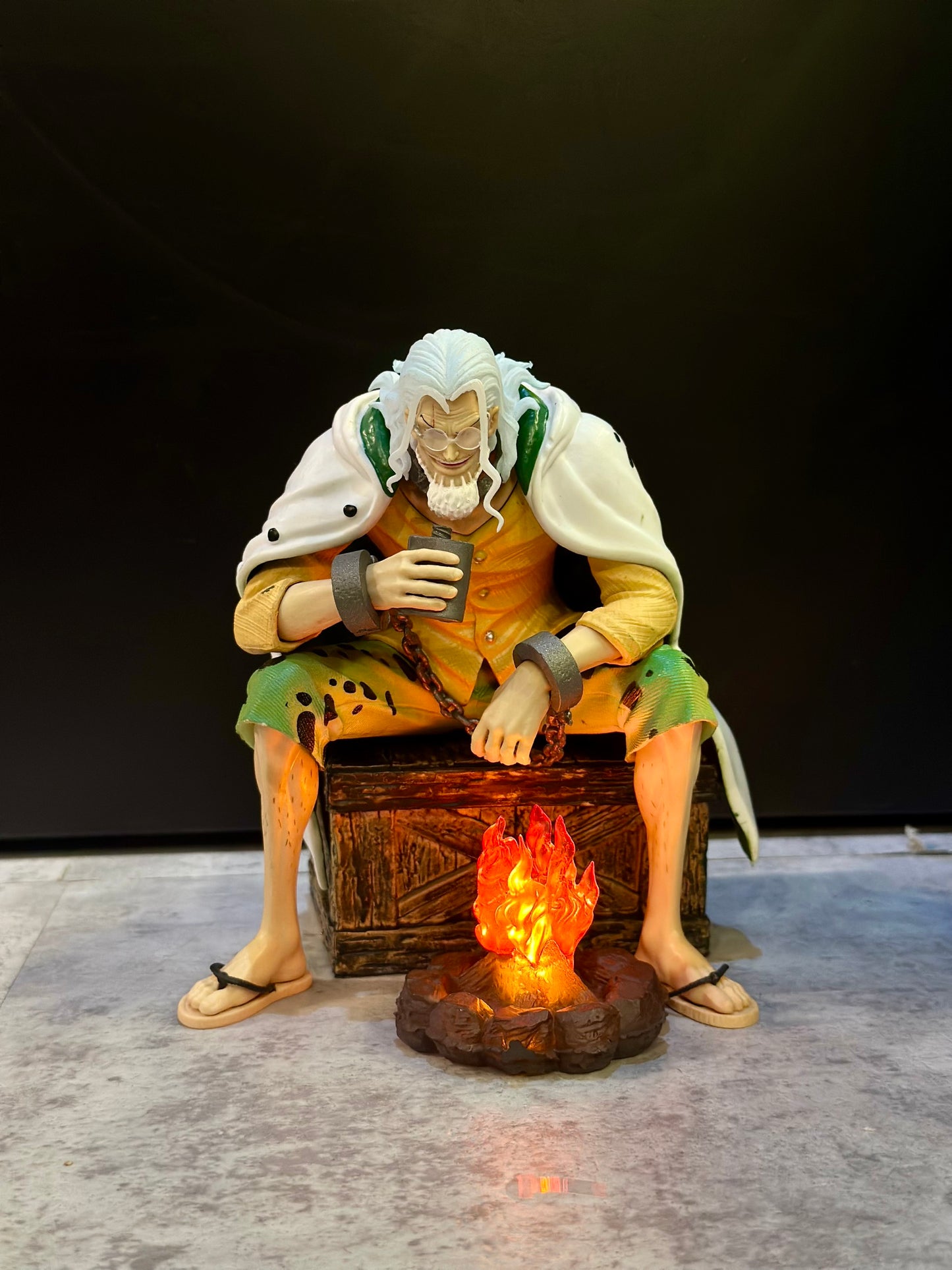 MÔ HÌNH ANIME ONE PIECE RAYLEIGH